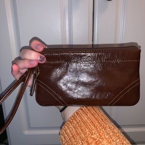 clutch purse